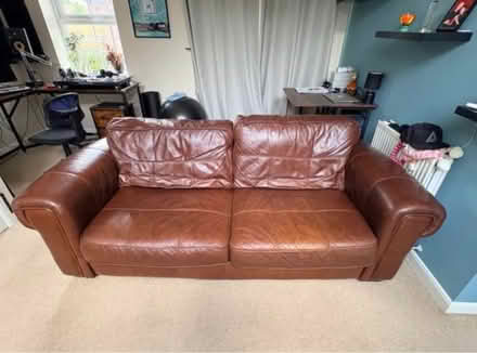 Photo of free Brown Leather Sofa (Nuneaton CV10) #1