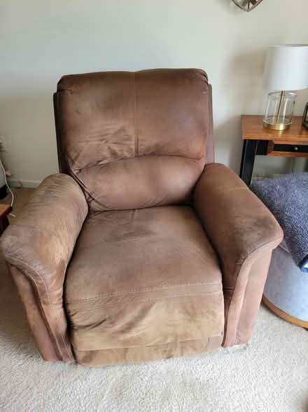 Photo of free Rocker recliner (Winner's circle apps Geyser rd) #1
