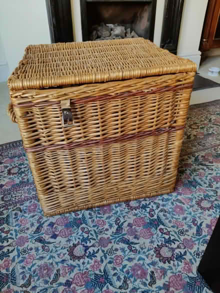 Photo of free Wicker hamper picnic basket (Jericho OX2) #3