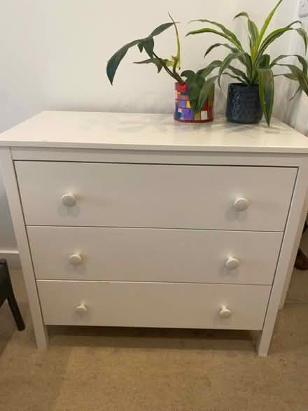 Photo of free Lovely white chest of drawers (SW8 3) #1