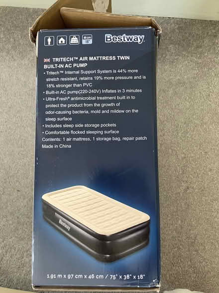 Photo of free Bestway Twin Air Mattress with Duvet and Full White Organic (South Kensington SW7) #4