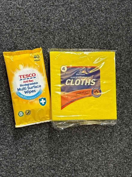Photo of free Wipes and cloths (Leeds LS2) #1