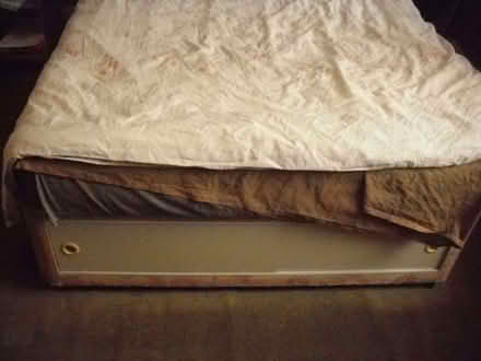 Photo of free Double bed (Grange Court E10) #3