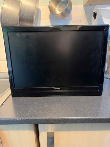 Photo of free Technika 20” tv, dvd player (Saltney Ferry CH4) #1