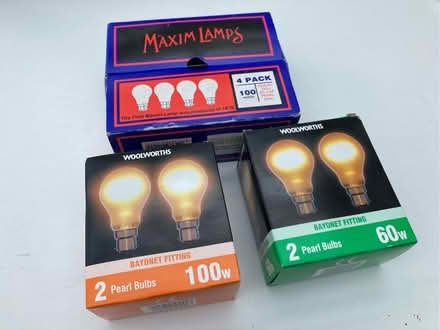 Photo of free Old style bayonet lightbulbs (Westbury on Trym BS9) #1