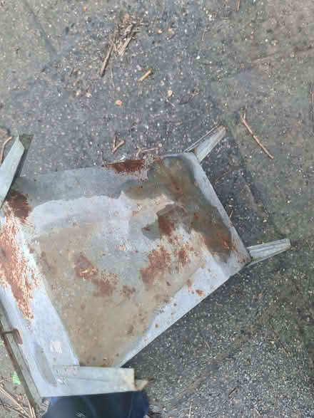 Photo of free Tabletop charcoal grille (Dalston E8) #4
