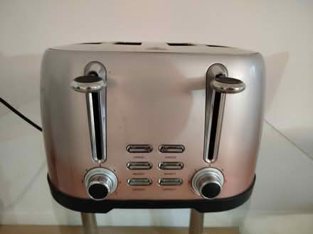 Photo of free Kettle and Toaster (SE28) #1