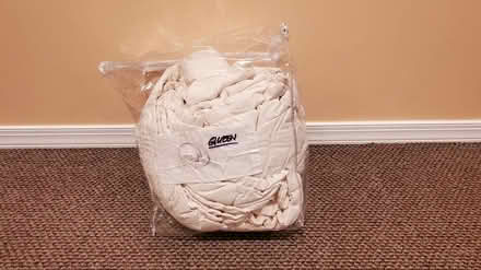 Photo of free Comforter (Bergenfield) #1
