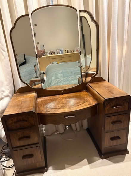 Photo of free Victoria Dressing table (Wimbledon) #1