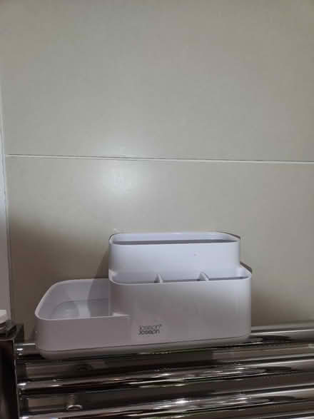 Photo of free Bathroom Caddy / Toothbrush Holder (PR9 0EA) #1