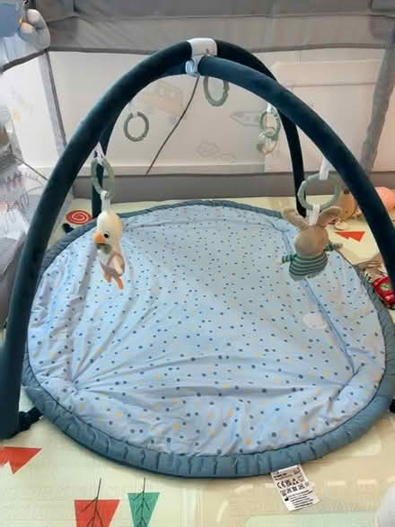 Photo of free Baby place mat and baby bouncer (Burton on Trent DE14) #3