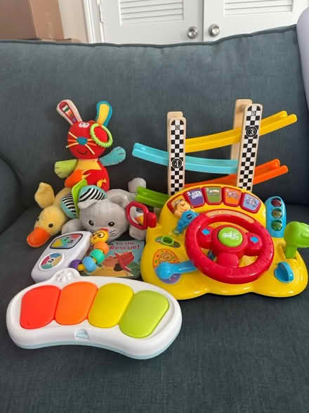 Photo of free Barely used baby toys (Stoneham (Spot Pond area)) #1