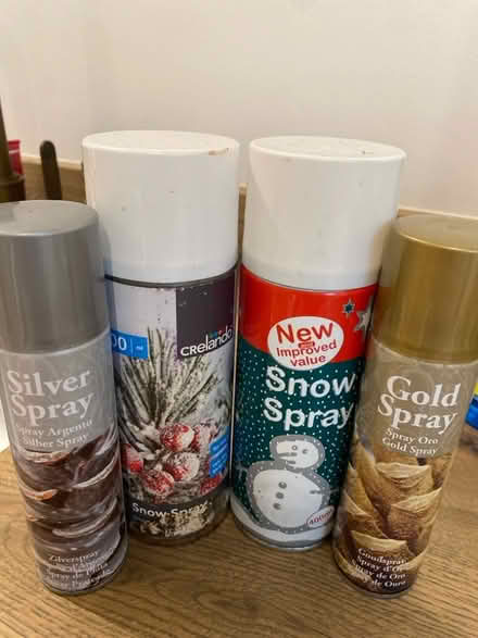 Photo of free Craft sprays (St Albans AL3) #1