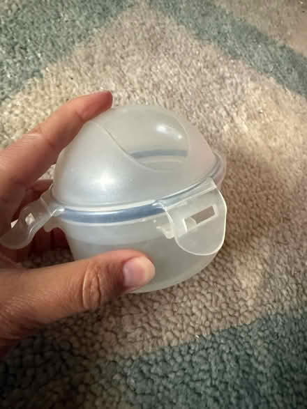 Photo of free Small Tupperware (SW1V 2SW) #1