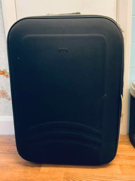 Photo of free Large suitcase and carryall - Leagrave LU4 (Lewsey Farm LU4) #2