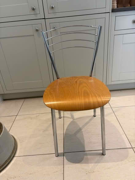 Photo of free 6 dining chairs (Wimbledon) #1
