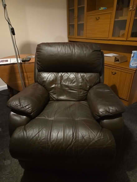 Photo of free 2 seater brown leather sofa and recliner arm chair (Leven KY8) #2