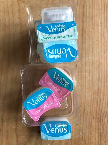 Photo of free Gillette Venus razor blades (Morden SM4) #1