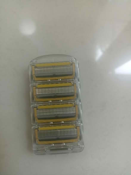 Photo of free Gillette Fusion5 razor blade refill (Richmond upon Thames TW10) #1