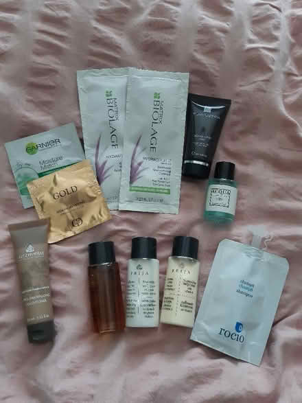 Photo of free Hair / body beauty product samples (Leeds LS28) #1