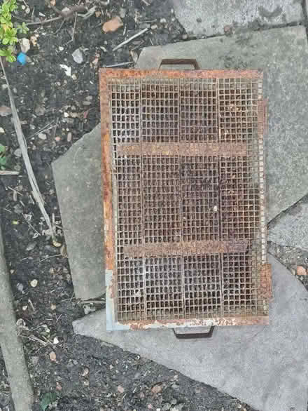 Photo of free Tabletop charcoal grille (Dalston E8) #4
