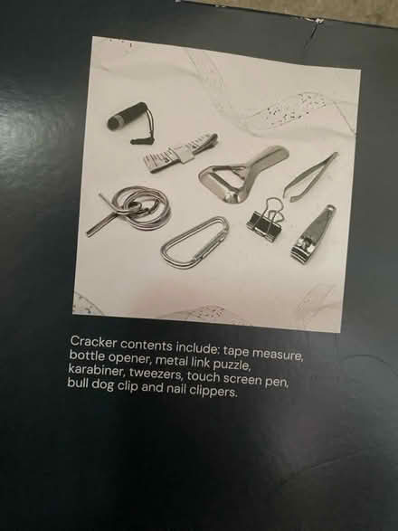 Photo of free Christmas crackers (RG2) #2