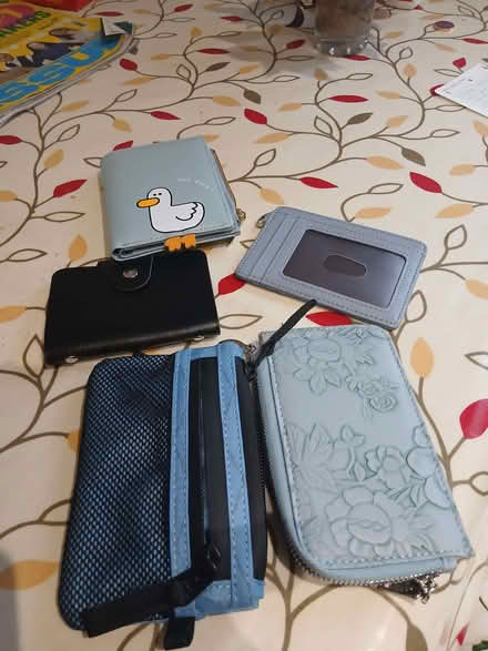 Photo of free Purses/wallets (Belmont SL6) #1