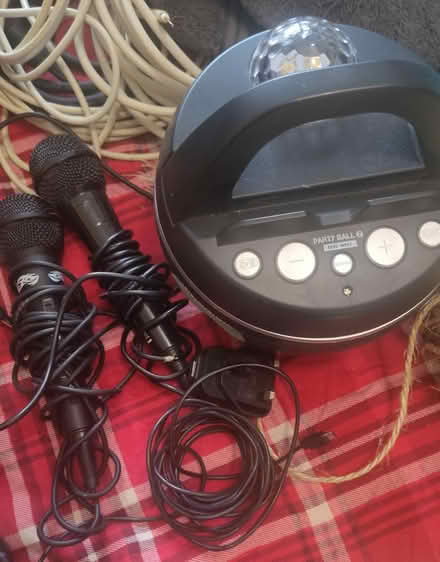 Photo of free Bluetooth Karaoke Speaker (SM1) #1