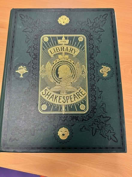 Photo of free Large illustrated Shakespeare (Baffins PO3) #1
