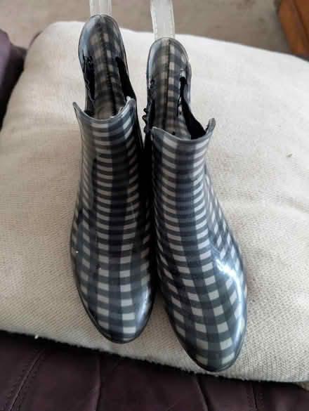 Photo of free Black and white Rain Boots (Carling) #1
