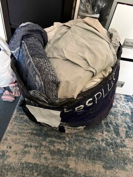 Photo of free Old bedding (TW13) #2
