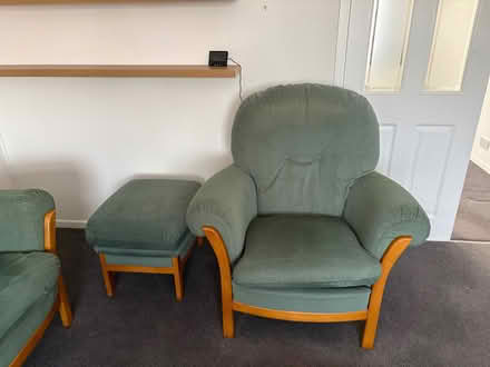 Photo of free 3 Piece and Unit (Biggleswade SG18) #1