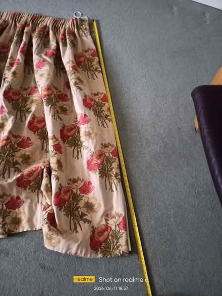 Photo of free Pair of curtains - 260 cm width, 145 cm drop (approx) (Purley on Thames RG31) #3