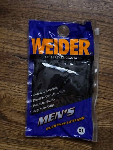 Photo of free XL Workout Gloves (Clason Point Bronx NY) #1
