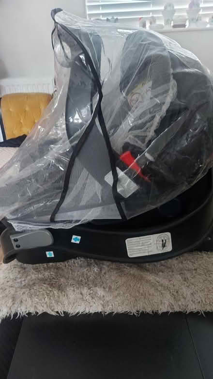 Photo of free Graco Car Seat (RG12 Bracknell) #1