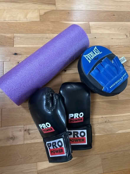 Photo of free Boxing gloves & pads & foam roller (Wimbledon Park SW19) #1