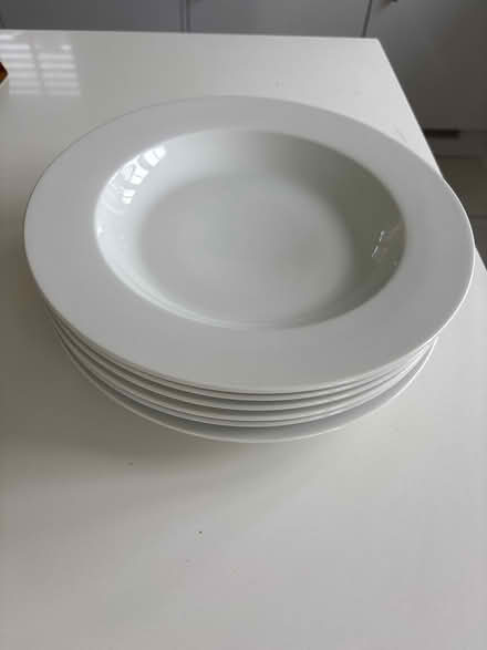 Photo of free White plates/bowls (Loose, Maidstone) #1