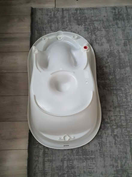 Photo of free Large baby bath (E17) #3