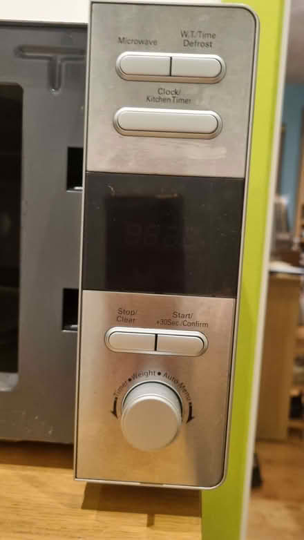 Photo of free De Longhi Microwave (Datchworth Green SG3) #3