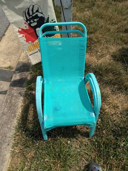 Photo of free Kid sized chairs (Upper Marlboro) #1