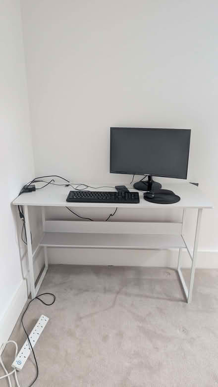 Photo of free Desk (Ealing W5) #2