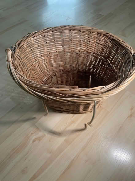 Photo of free Wicker basket (Summertown OX2) #1