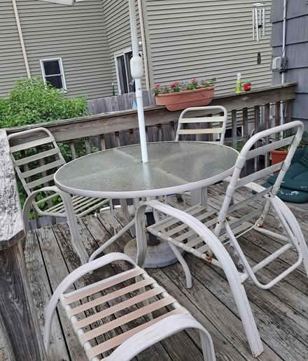 Photo of free Patio set (Green Brook township) #1