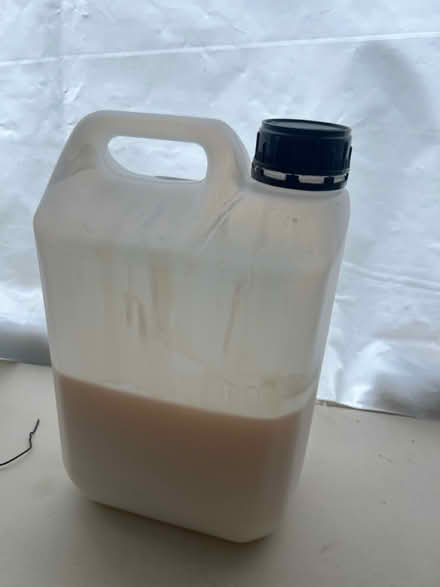 Photo of free Cemher primer 100 - 2.5L (SE12 8qq) #2