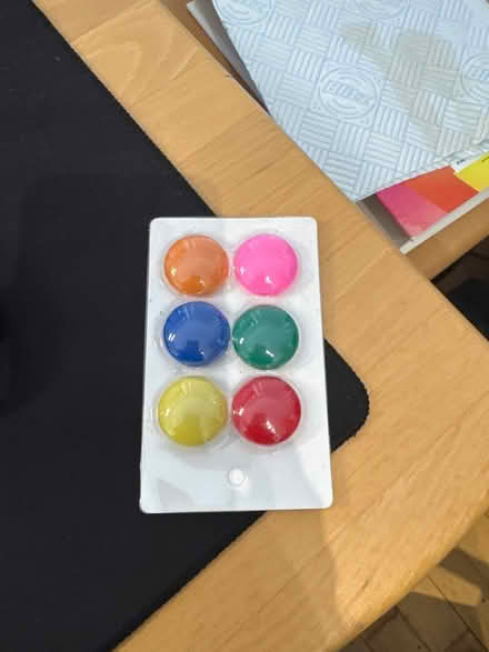 Photo of free 6 magnetic buttons (Hitchin (South)) #1