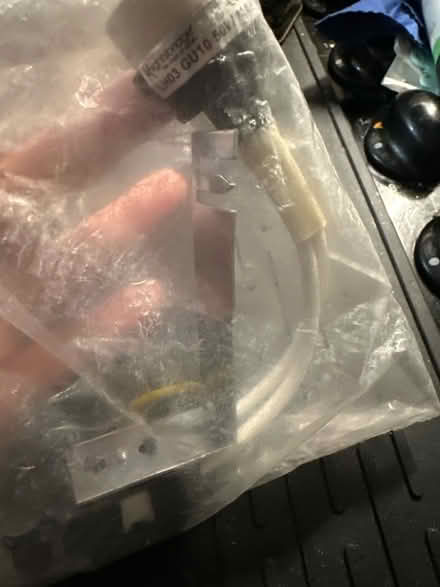 Photo of free GU10 light fitting (Ashford TW15) #1
