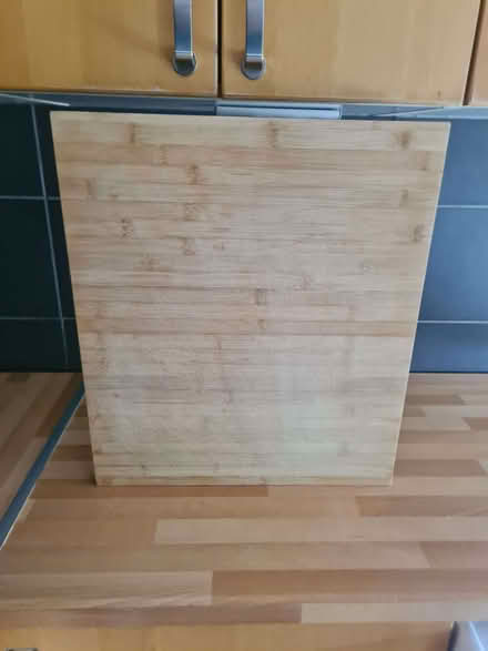 Photo of free Chopping Board (Dalston E8) #2