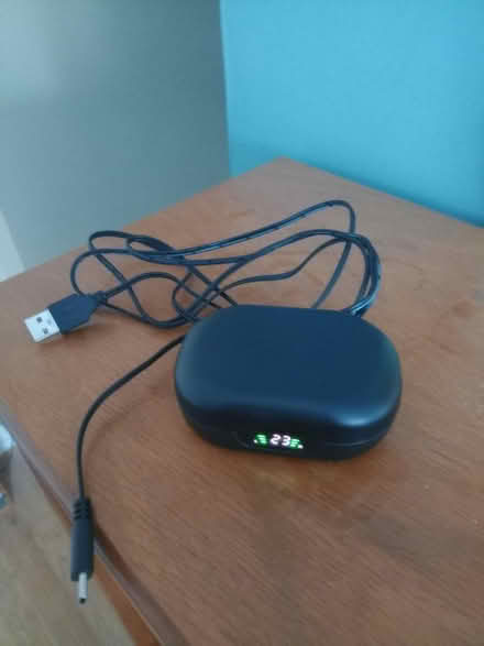 Photo of free Over ear headphones (Jackman's estate, Letchworth) #2
