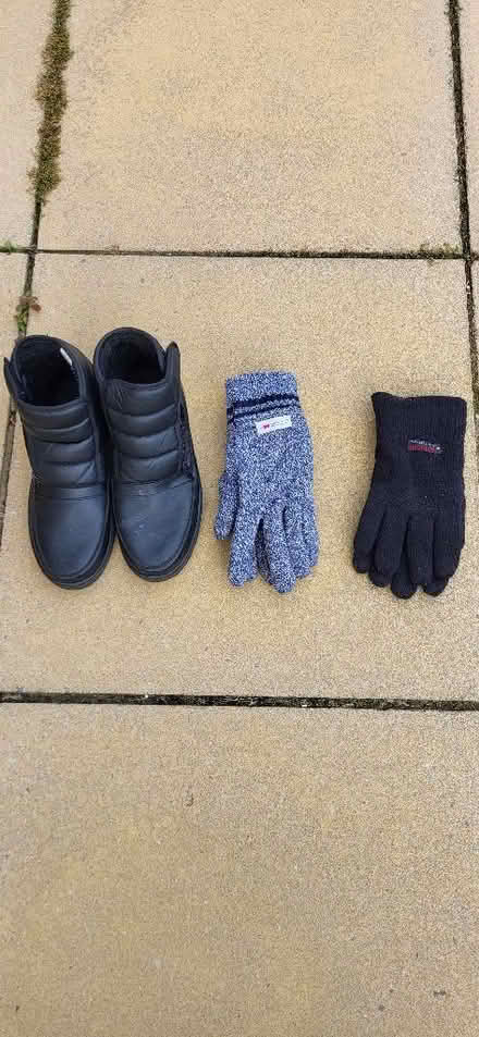 Photo of free Boots and gloves (Rainford Junction WA11) #1