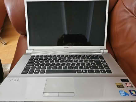 Photo of free Old non working Sony Vaio Laptop (Queens Drive MK41) #2